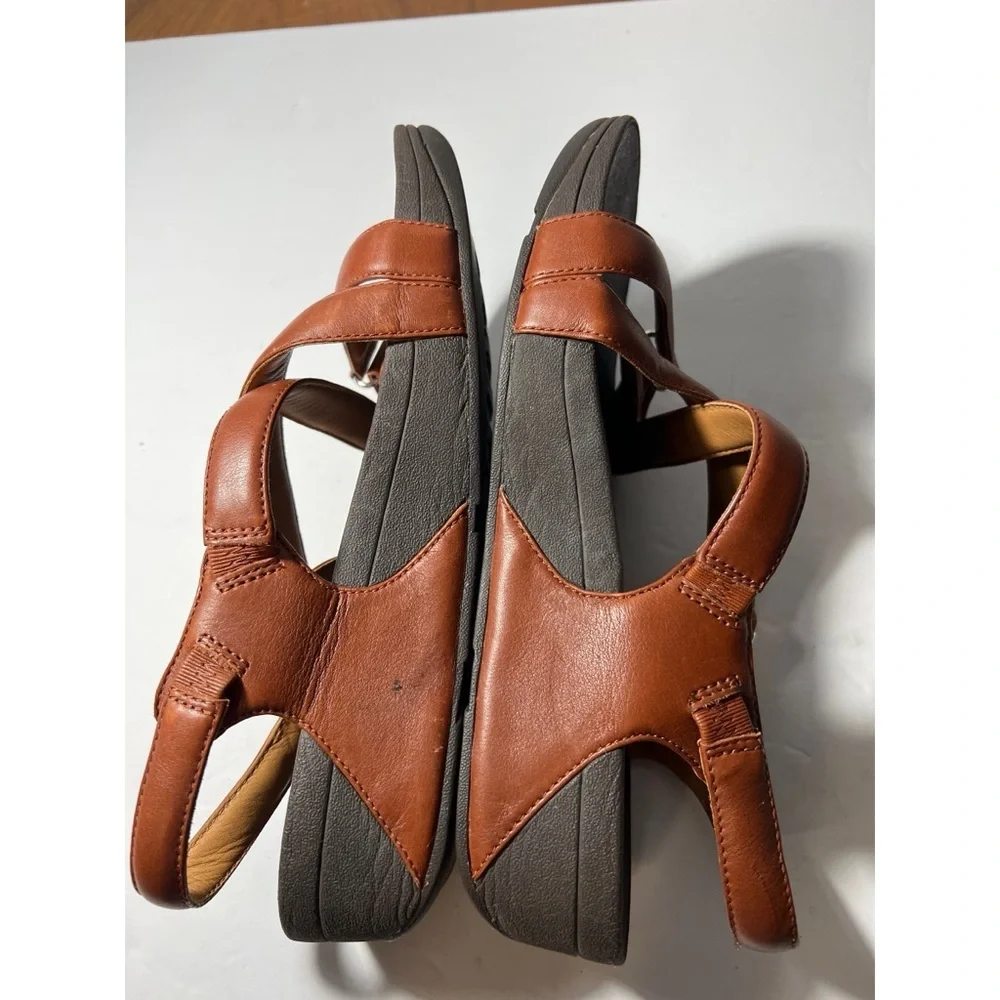 FitBrown Strappy Sandals - Picture 5 of 8